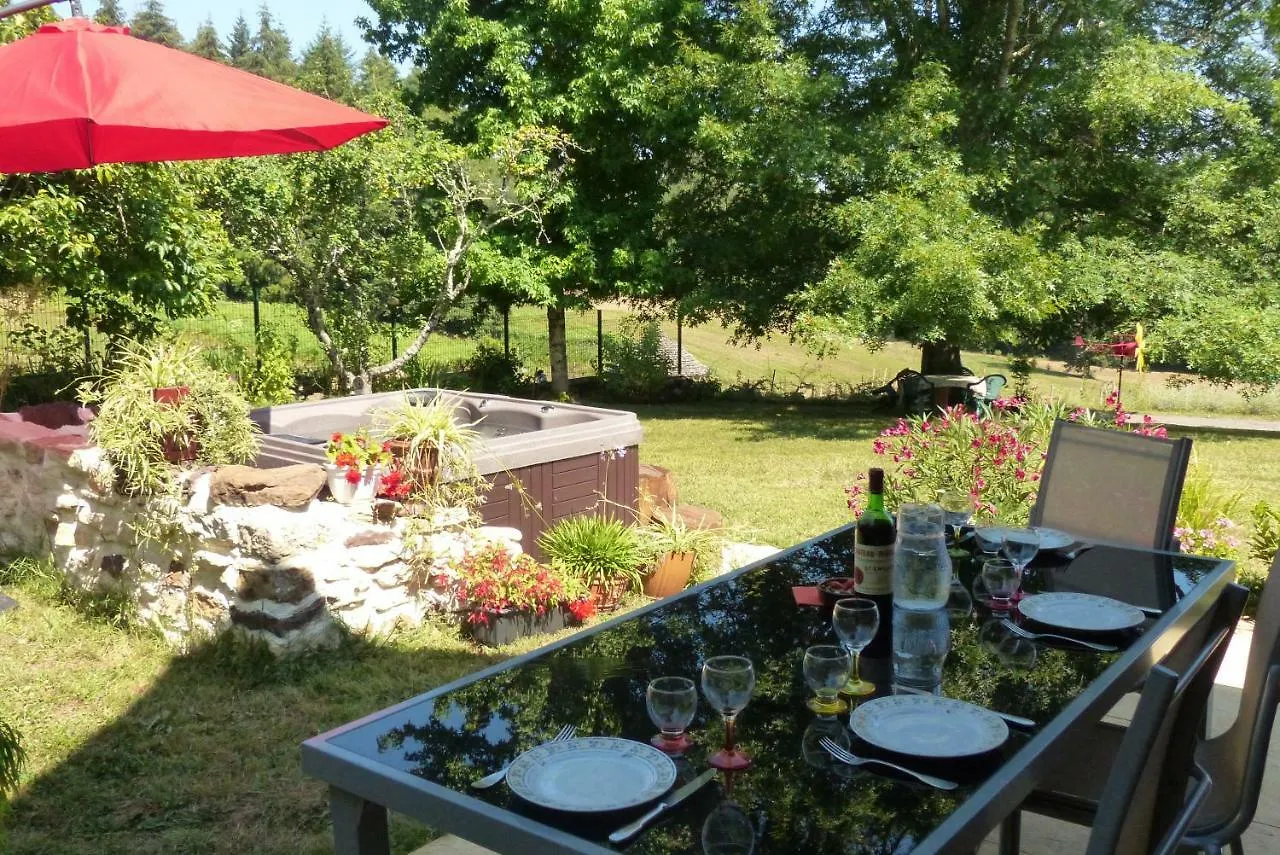 Gîte l'Orée du bois - maison individuelle avec jacuzzi privé Frayssinet-le-Gélat